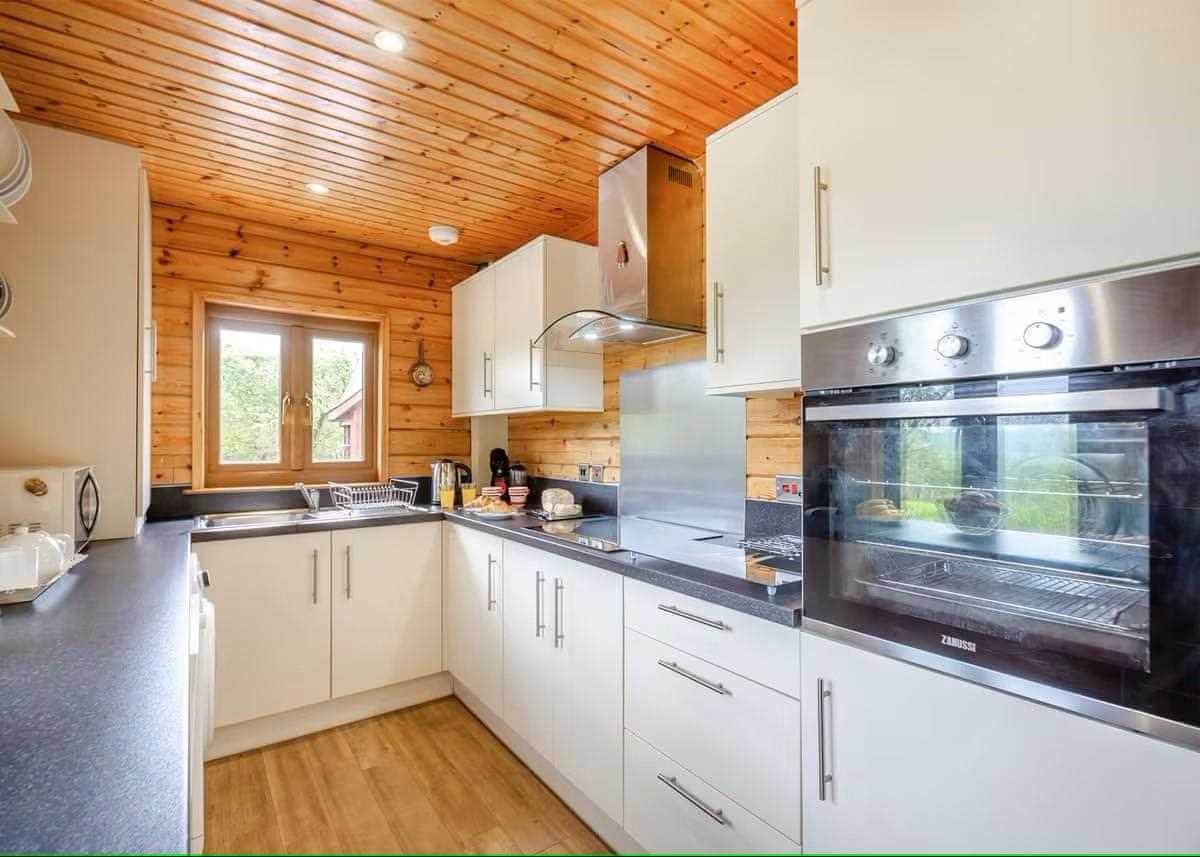 Anglesey Lakeside Lodges, Llandegfan